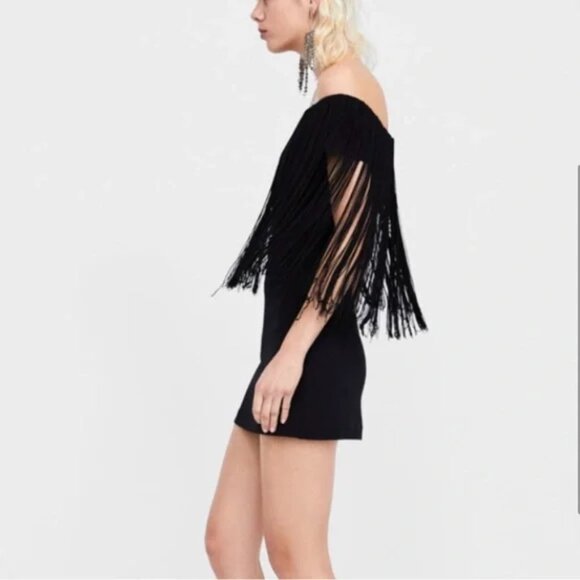 ✰ Black Fringed Zara Mini Dress - Off the Shoulder with Festival-Ready Style ✰ - Picture 4 of 15